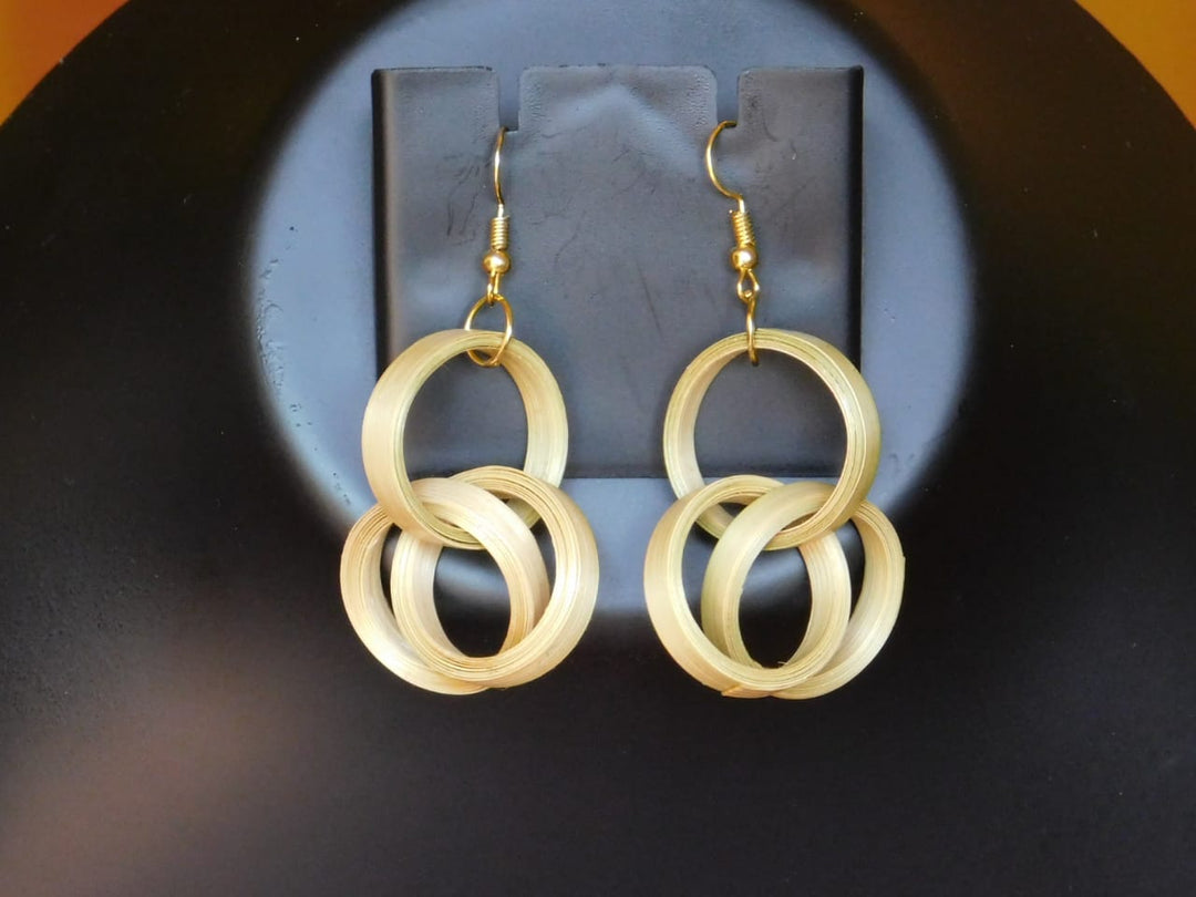 NJH THREE RING EARRING