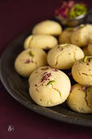 DIVYA COCONUT NANKHAT 200 GM