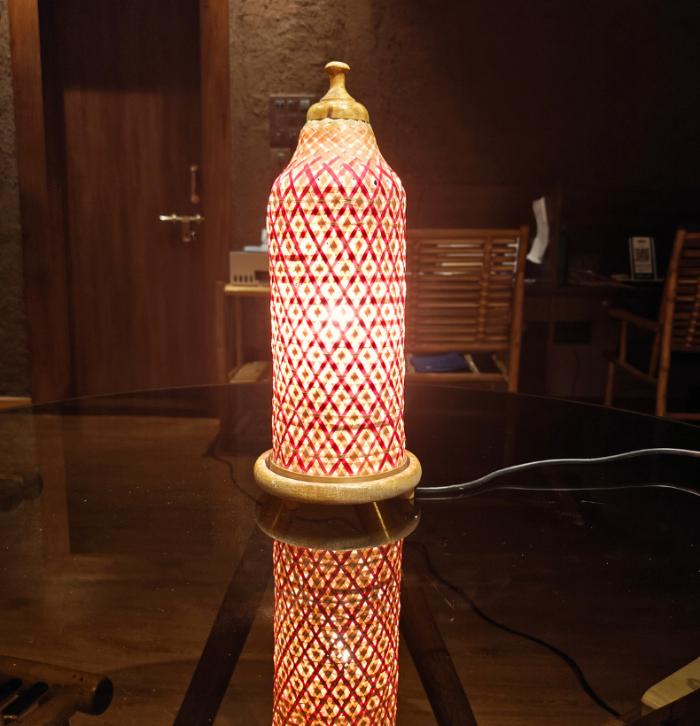 K Kandil Table Lamp