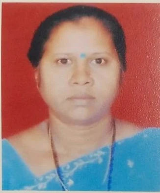 Smt. Pramila Thakkar (Director)